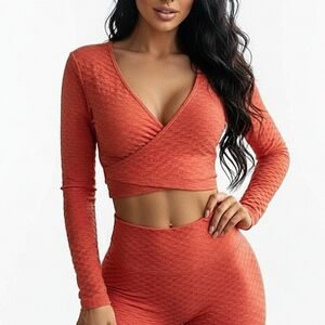 Honeycomb Crop Top Womens Size Large Sporty Long sleeve Orange